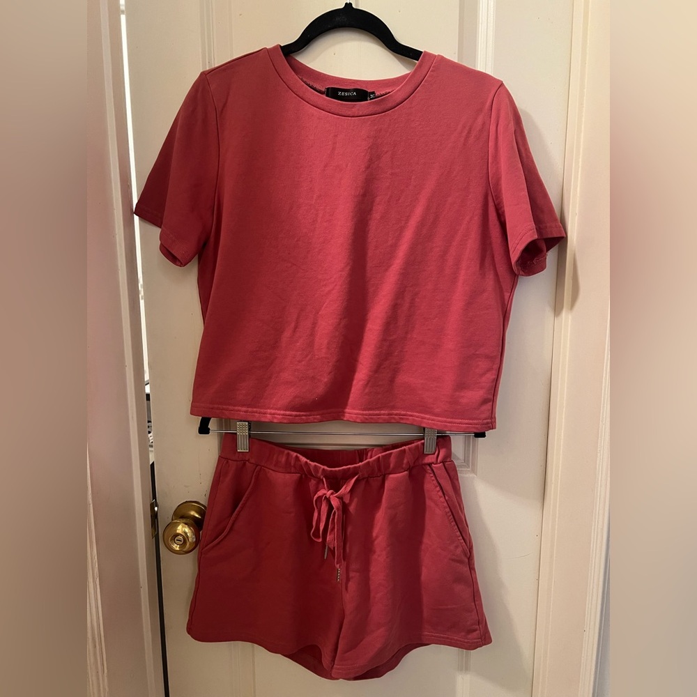 Pink 2 piece lounge set